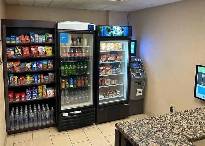 Comfort Suites Airport